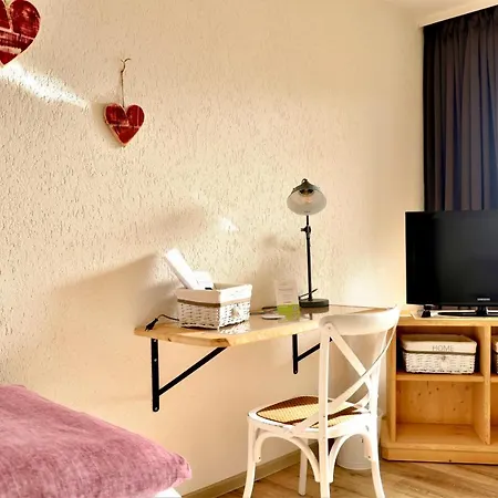 Hotel Landpension Pferdekoppel - Self Check-In - B&B Mit Schwarzwaldplus Karte 3*